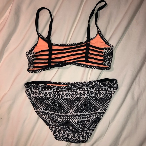 Target Bikini - Picture 2 of 2